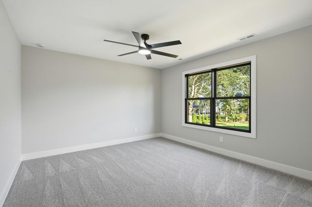 9601 Tall Grass Trail, St. John, IN 46373