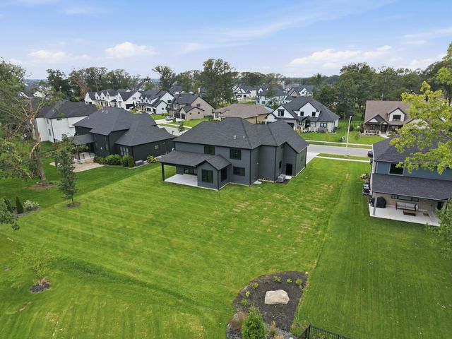 9601 Tall Grass Trail, St. John, IN 46373