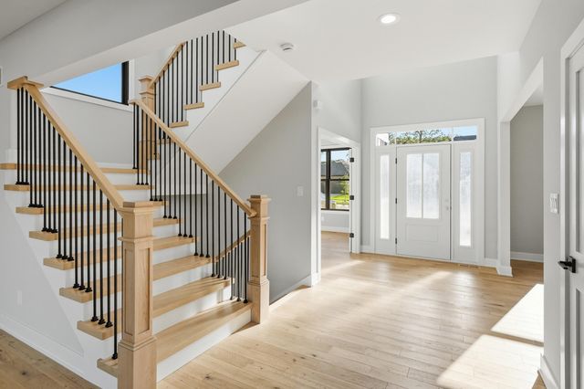 9601 Tall Grass Trail, St. John, IN 46373
