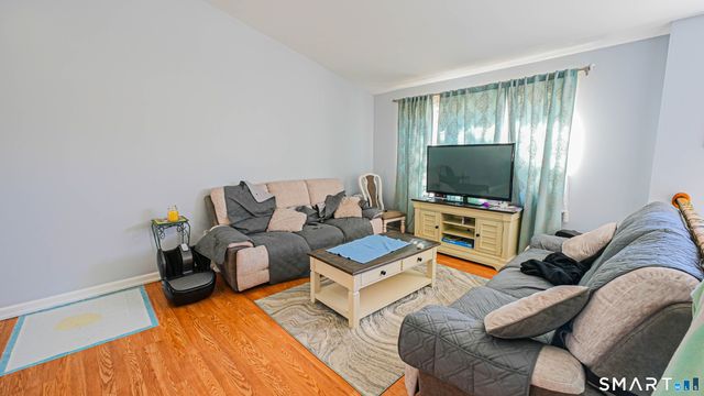 76 Hickory Hill Drive, Waterbury, CT 06708