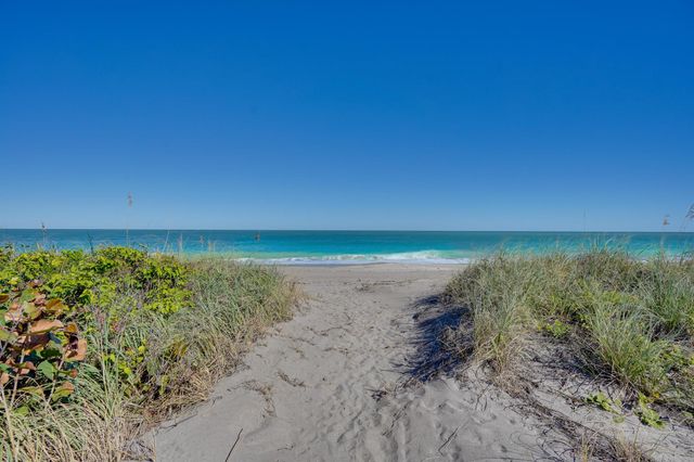 3333 S Indian River Drive, Fort Pierce, FL 34982