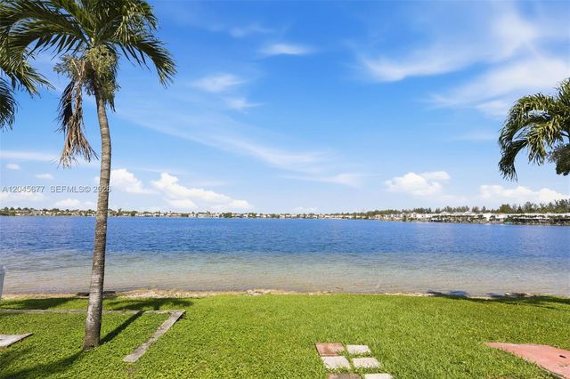 1030 NW 123rd Ct 706, Miami, FL 33182