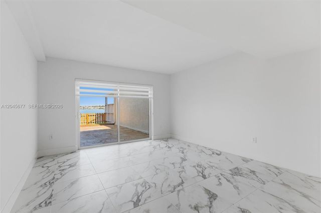 1030 NW 123rd Ct 706, Miami, FL 33182