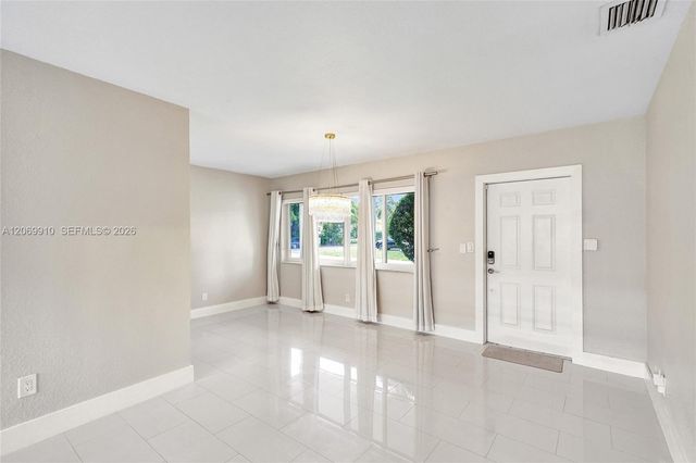 1146 NE 17th Terrace, Fort Lauderdale, FL 33304