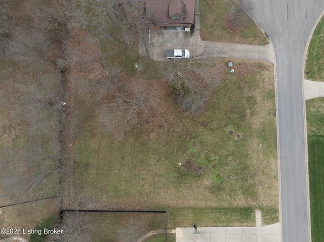 7202 Star Barn Ln, Crestwood, KY 40014