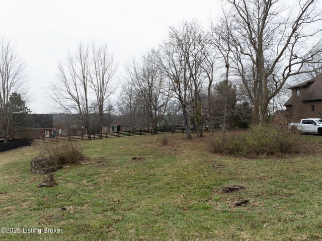 7202 Star Barn Ln, Crestwood, KY 40014