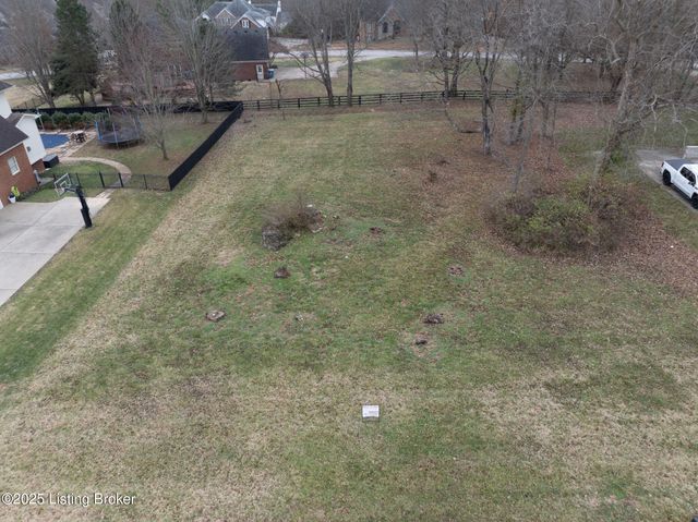 7202 Star Barn Ln, Crestwood, KY 40014