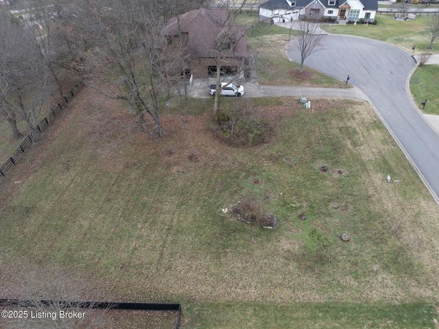 7202 Star Barn Ln, Crestwood, KY 40014