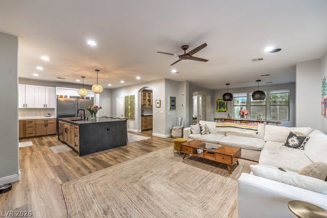 7865 Alameda Creek Street, Las Vegas, NV 89113