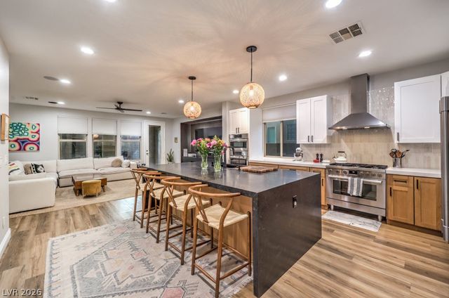 7865 Alameda Creek Street, Las Vegas, NV 89113