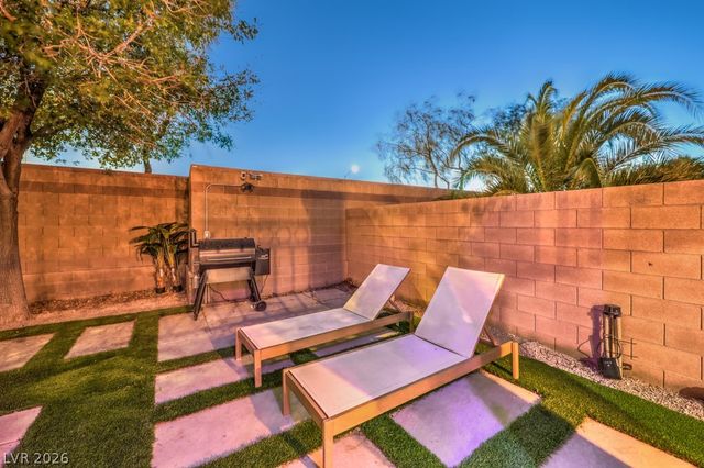 7865 Alameda Creek Street, Las Vegas, NV 89113