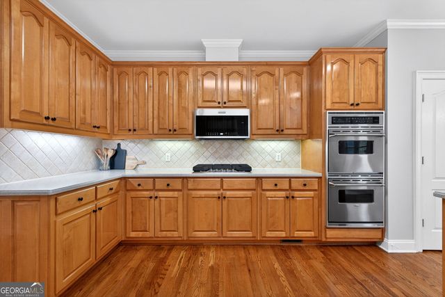 3913 Springtree Lane, Hoschton, GA 30548