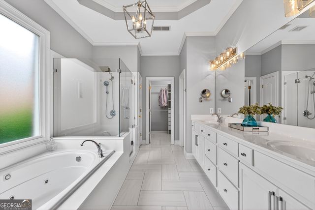 3913 Springtree Lane, Hoschton, GA 30548