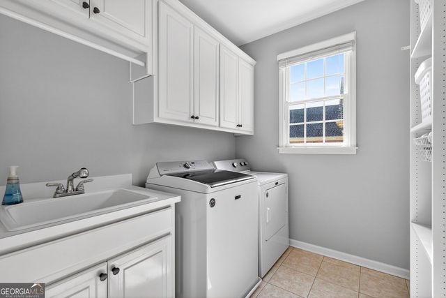 3913 Springtree Lane, Hoschton, GA 30548