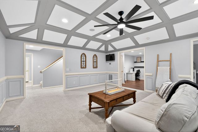 3913 Springtree Lane, Hoschton, GA 30548