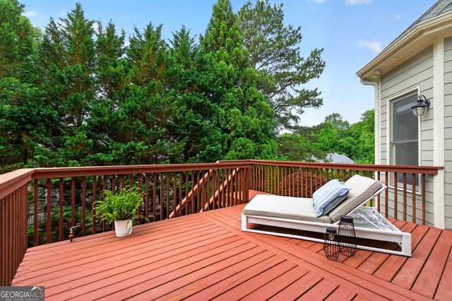 3913 Springtree Lane, Hoschton, GA 30548