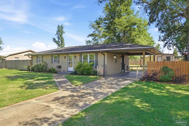 2335 Merle Cir, Pensacola, FL 32526