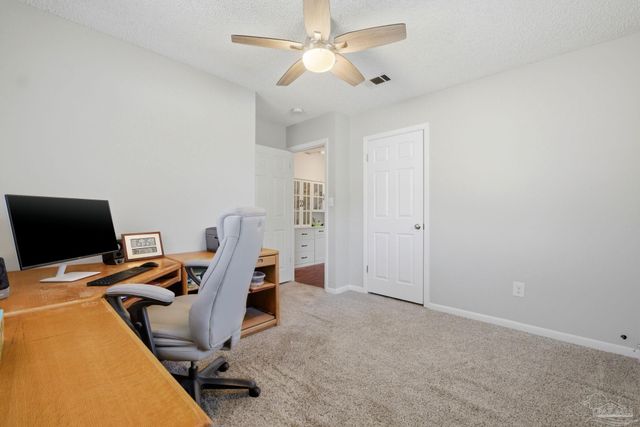 2335 Merle Cir, Pensacola, FL 32526