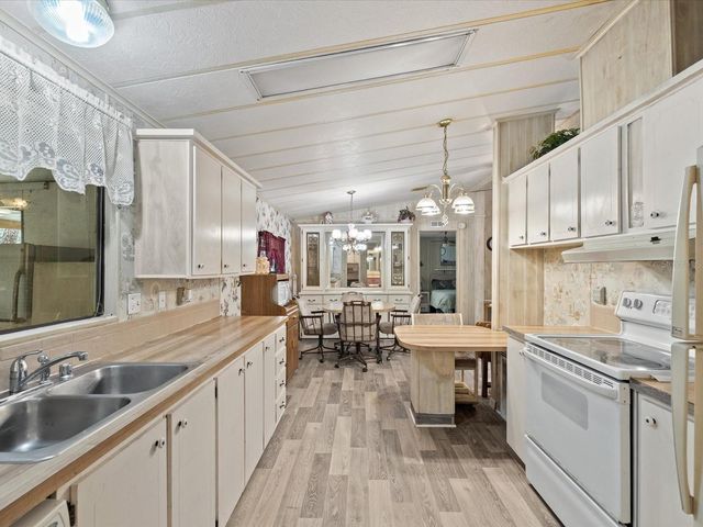 17718 ROCKLEDGE AVENUE, Spring Hill, FL 34610