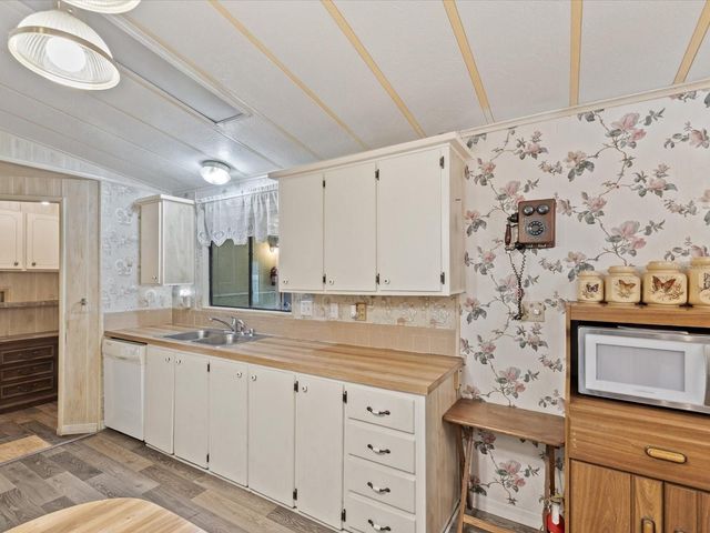 17718 ROCKLEDGE AVENUE, Spring Hill, FL 34610