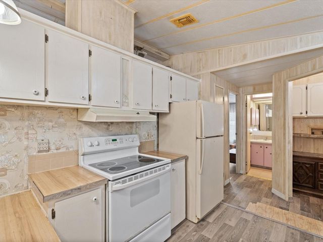 17718 ROCKLEDGE AVENUE, Spring Hill, FL 34610