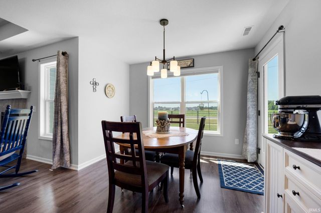 9086 Matthew Spring Run, New Haven, IN 46774