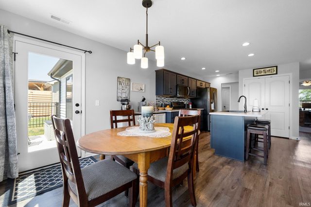 9086 Matthew Spring Run, New Haven, IN 46774