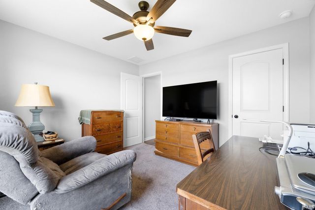 9086 Matthew Spring Run, New Haven, IN 46774