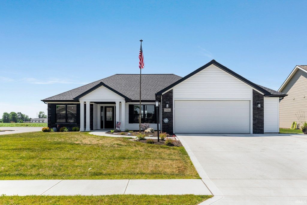 9086 Matthew Spring Run, New Haven, IN 46774