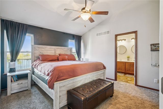 142 Brighton Circle SW, Cedar Rapids, IA 52404