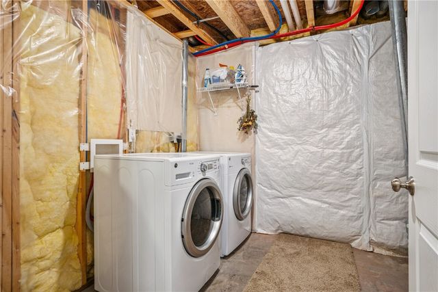 142 Brighton Circle SW, Cedar Rapids, IA 52404