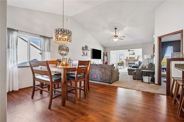 142 Brighton Circle SW, Cedar Rapids, IA 52404