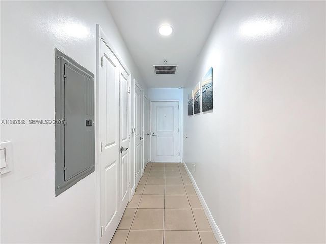 1945 S Ocean Dr 605, Hallandale Beach, FL 33009