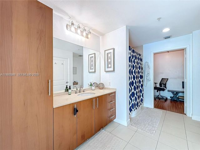 1945 S Ocean Dr 605, Hallandale Beach, FL 33009