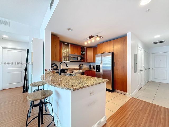 1945 S Ocean Dr 605, Hallandale Beach, FL 33009