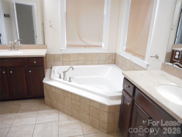 9628 Daufuskie Drive, Charlotte, NC 28278