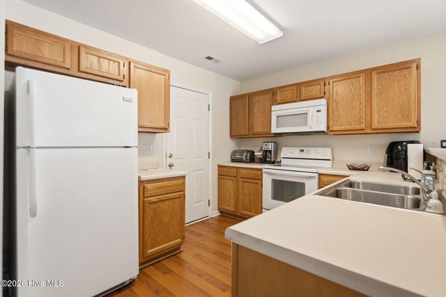 6028 Gantts Trail, Wilmington, NC 28409