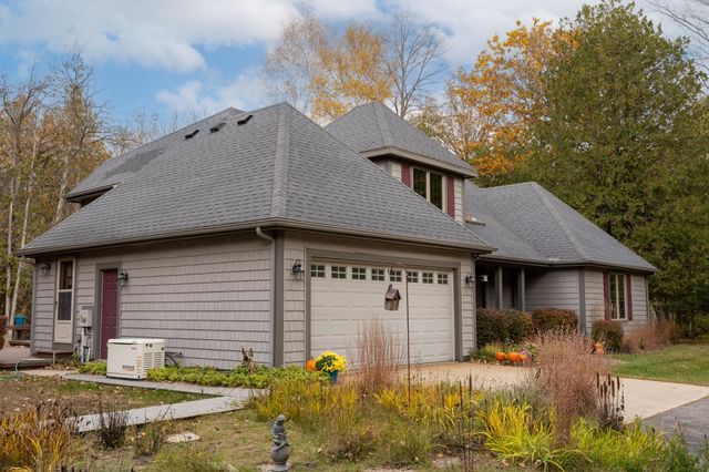 1416 Bruder Drive, Mount Pleasant, MI 48858