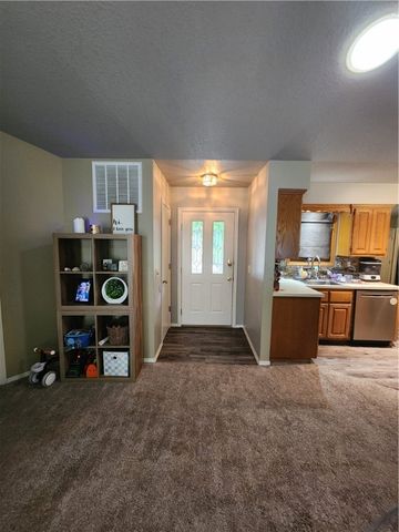 6 Condry Lane, Bella Vista, AR 72714