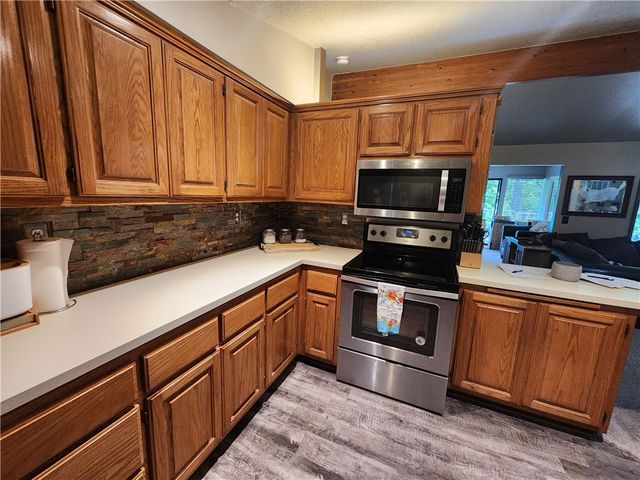 6 Condry Lane, Bella Vista, AR 72714