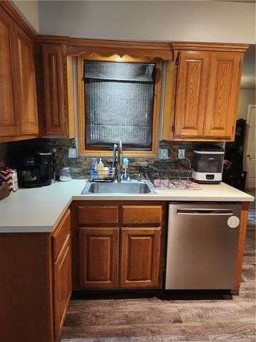 6 Condry Lane, Bella Vista, AR 72714