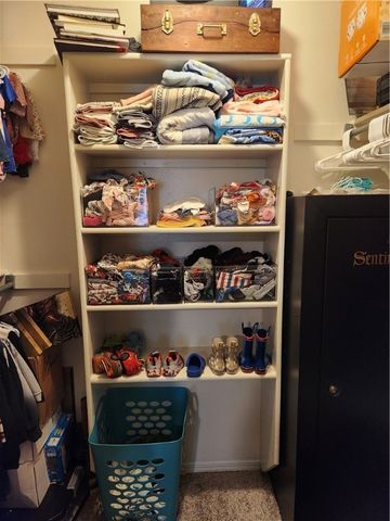 6 Condry Lane, Bella Vista, AR 72714