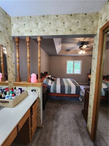 6 Condry Lane, Bella Vista, AR 72714