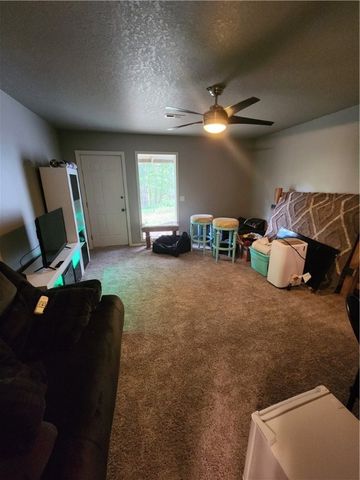 6 Condry Lane, Bella Vista, AR 72714