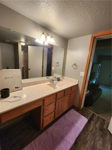 6 Condry Lane, Bella Vista, AR 72714