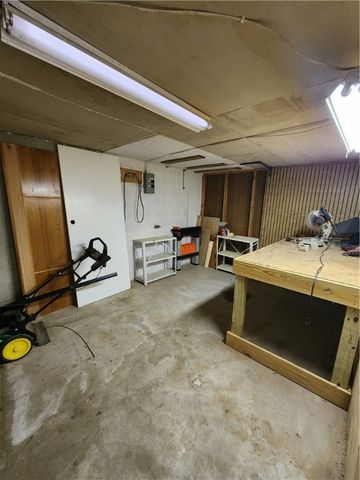 6 Condry Lane, Bella Vista, AR 72714