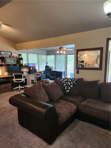 6 Condry Lane, Bella Vista, AR 72714