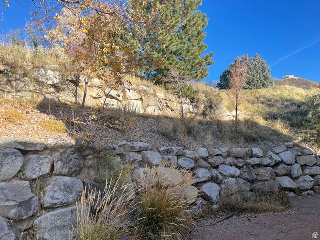 937 WINDSOR LN, Bountiful, UT 84010