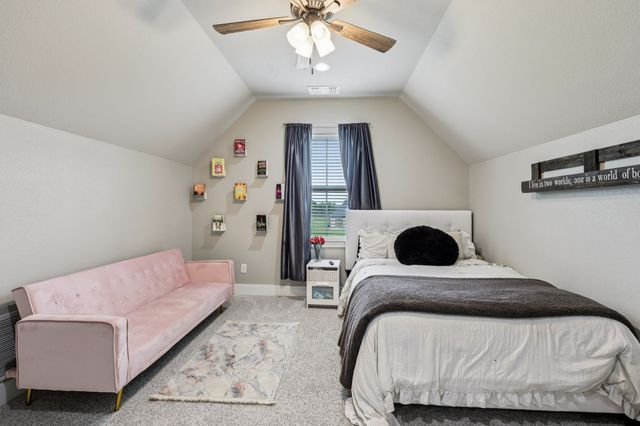 821 Cheyenne Trail, Trenton, TX 75490