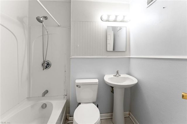 213 Remus LN, Virginia Beach, VA 23452